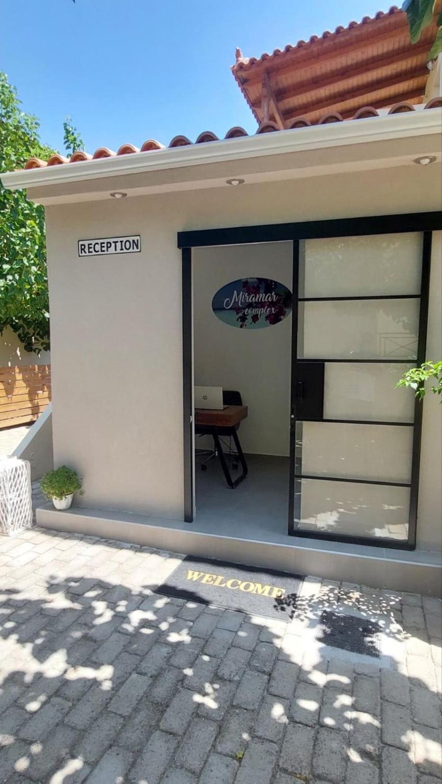 Miramar Complex - Korfos Vila Exterior foto